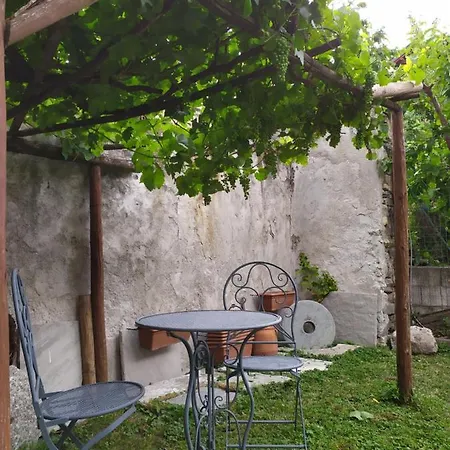 Maison Soleil - Sofia Apartment